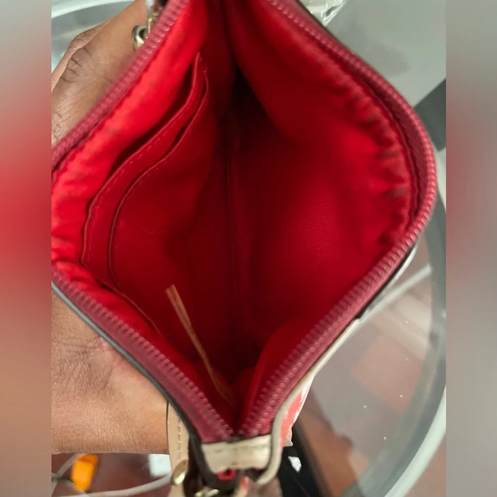 Coach Floral Peyton Wristlet Wallet - Picture 3 of 9